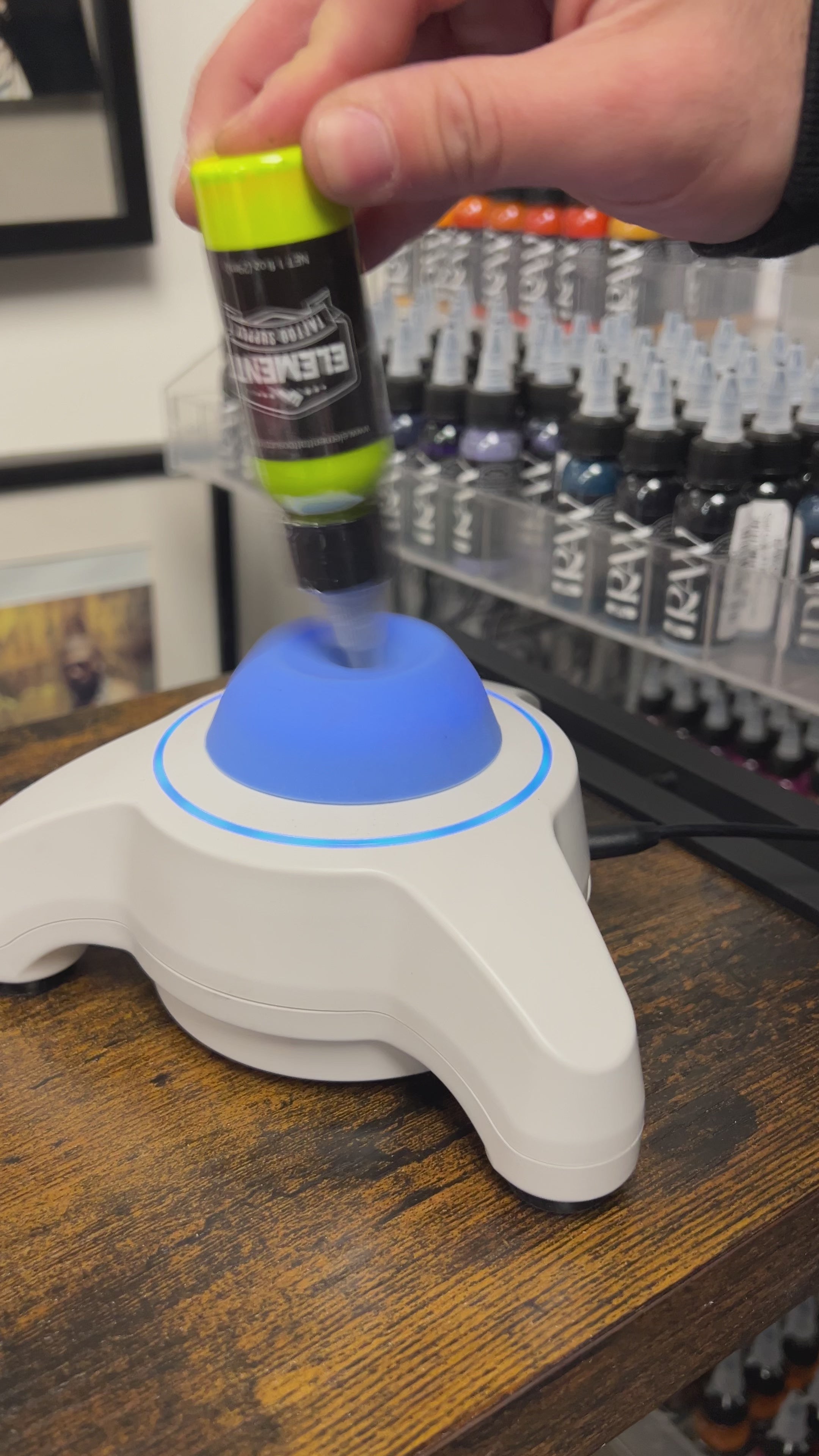 Load video: FOUR E'S SCIENTIFIC Mini Vortex Ink Mixer, Industrial Strength